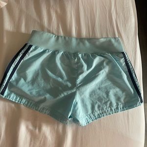 ADIDAS SIZE SMALL WORK OUT SHOETS